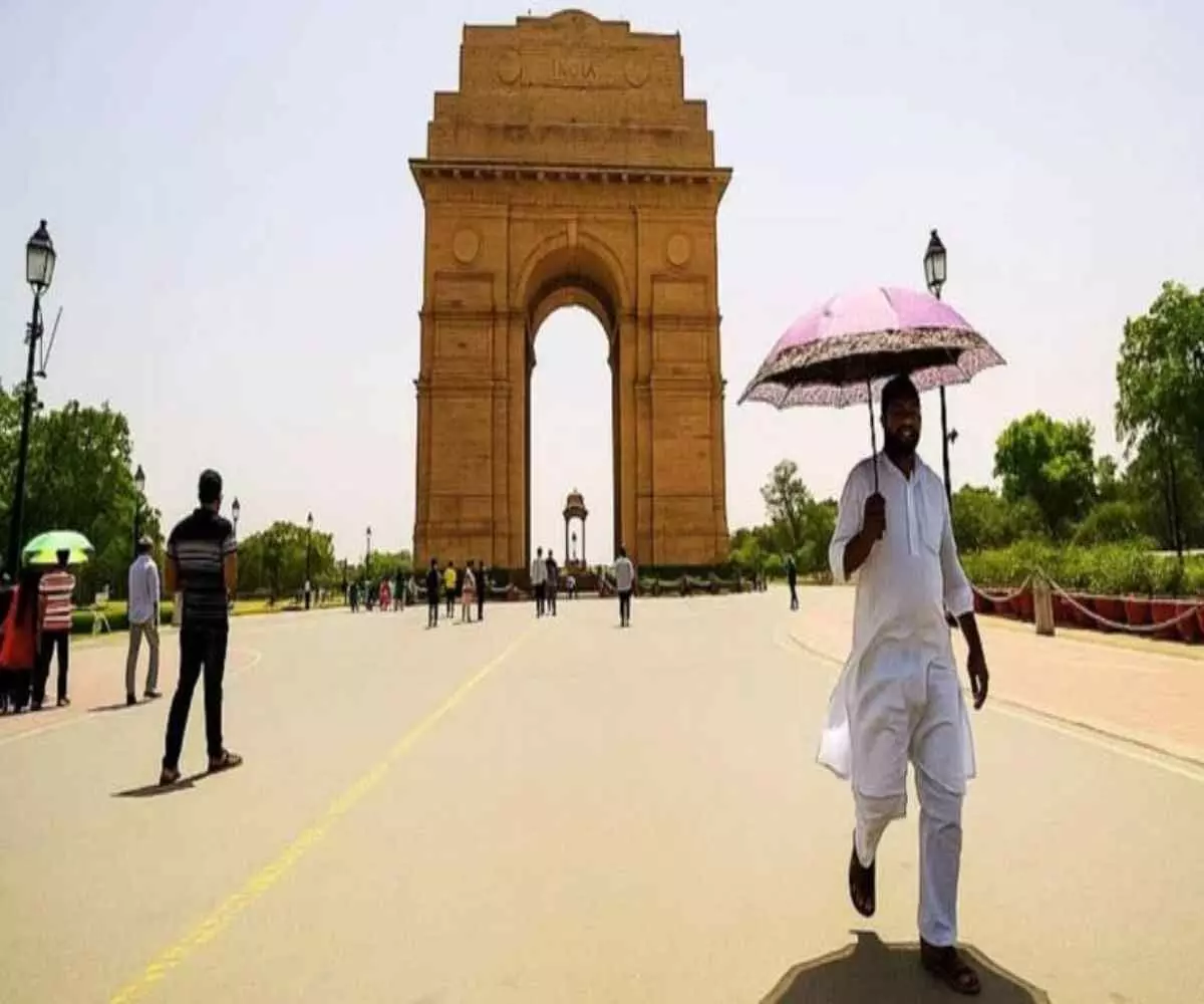 गर्मी के साथ लुका-छिपी खेल रहा मौसम- दिल्ली-एनसीआर में आज हल्की बारिश के आसार गर्मी के साथ लुका-छिपी खेल रहा मौसम- दिल्ली-एनसीआर में आज हल्की बारिश के आसार