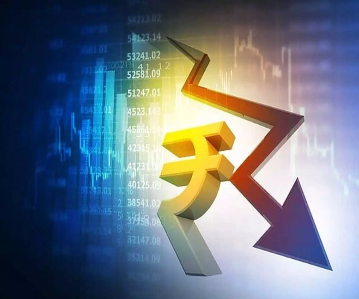 डॉलर की दहाड़ और रुपये की कराह- 92.484 के नए निचले स्तर पर गिरा भारतीय रुपया- विदेशी फंड्स में मची हलचल! डॉलर की दहाड़ और रुपये की कराह- 92.484 के नए निचले स्तर पर गिरा भारतीय रुपया- विदेशी फंड्स में मची हलचल!