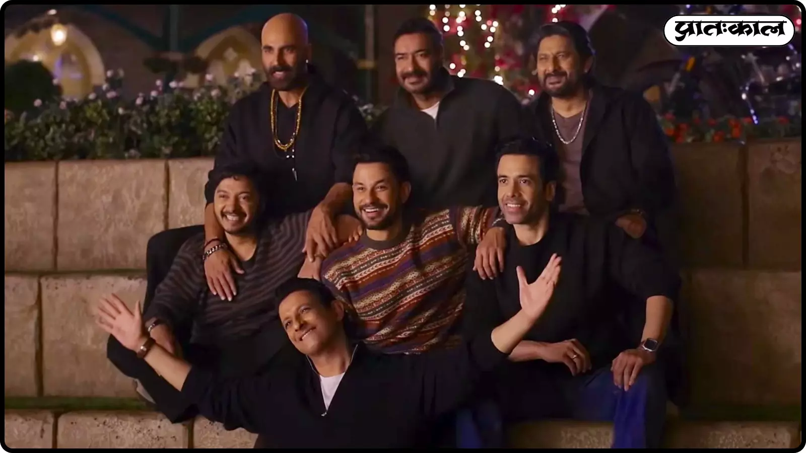 रोहित शेट्टी के 52वें जन्मदिन पर ‘गोलमाल 5’ की आधिकारिक घोषणा हुई है, जिसमें पहली बार अक्षय कुमार की एंट्री हुई है। रोहित शेट्टी के 52वें जन्मदिन पर ‘गोलमाल 5’ की आधिकारिक घोषणा हुई है, जिसमें पहली बार अक्षय कुमार की एंट्री हुई है।