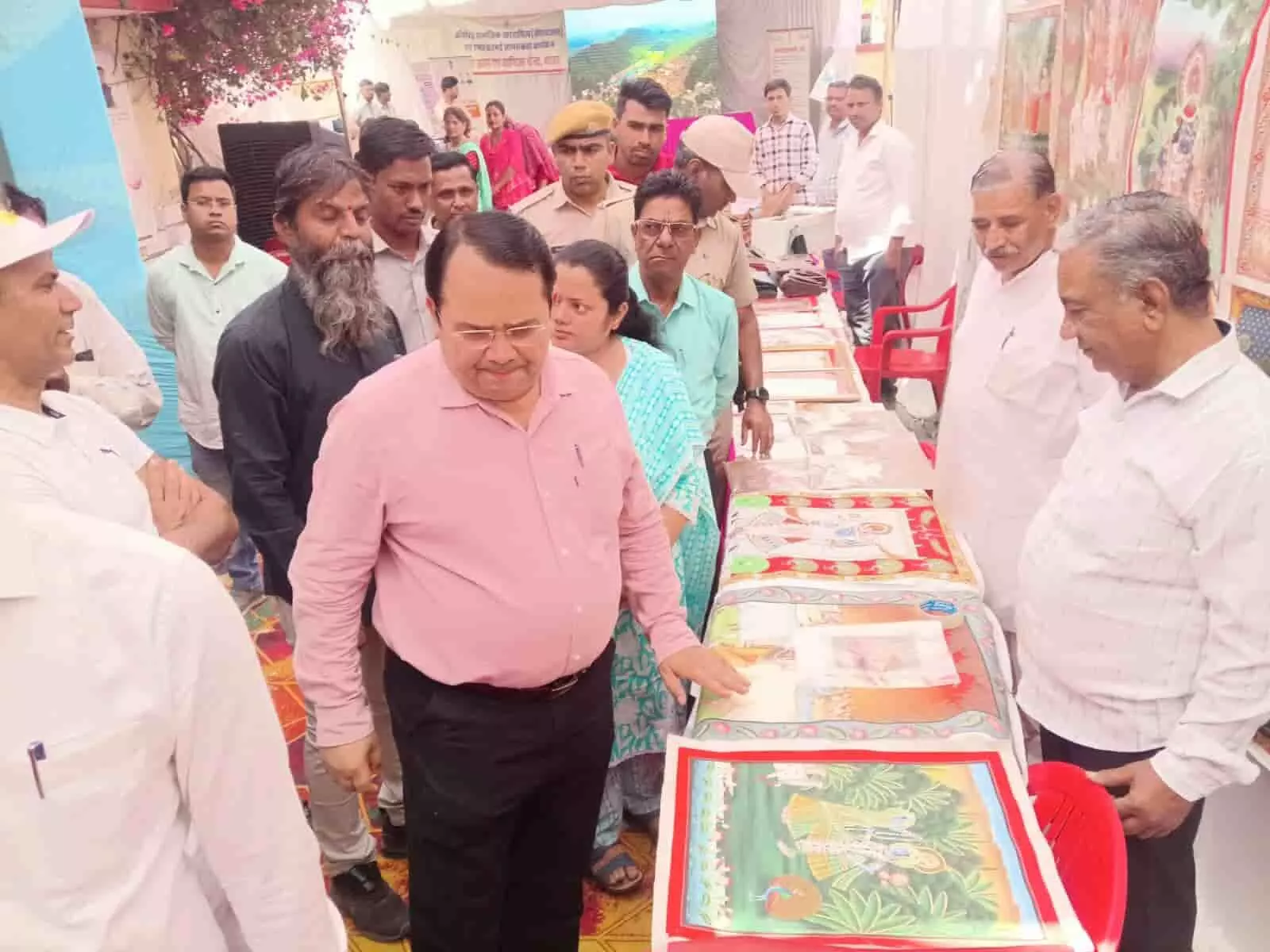 राजस्थान दिवस पर ब्यावर में ODOP प्रदर्शनी, स्थानीय उत्पादों को मिला मंच राजस्थान दिवस पर ब्यावर में ODOP प्रदर्शनी, स्थानीय उत्पादों को मिला मंच