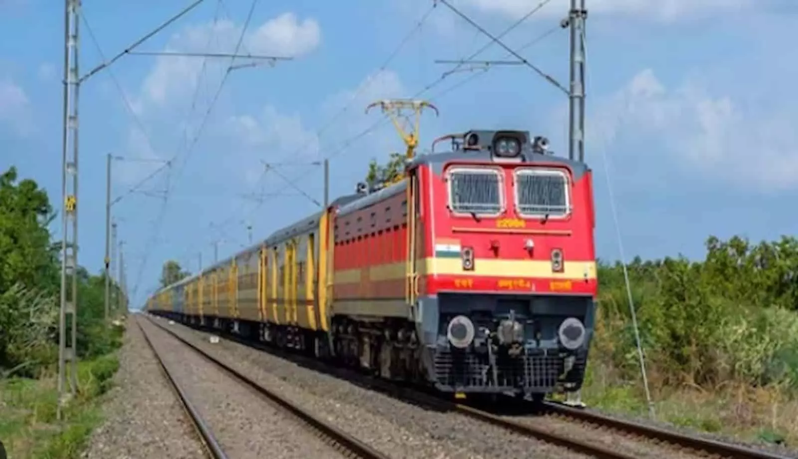 मुंबई गोरखपुर विशेष ट्रेन समय सारणी