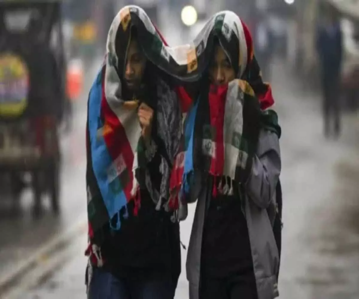 बदला मौसम- खिली मुस्कान- दक्षिण भारत के कई हिस्सों में हल्की बारिश और ठंडी हवाओं की भविष्यवाणी। बदला मौसम- खिली मुस्कान- दक्षिण भारत के कई हिस्सों में हल्की बारिश और ठंडी हवाओं की भविष्यवाणी।