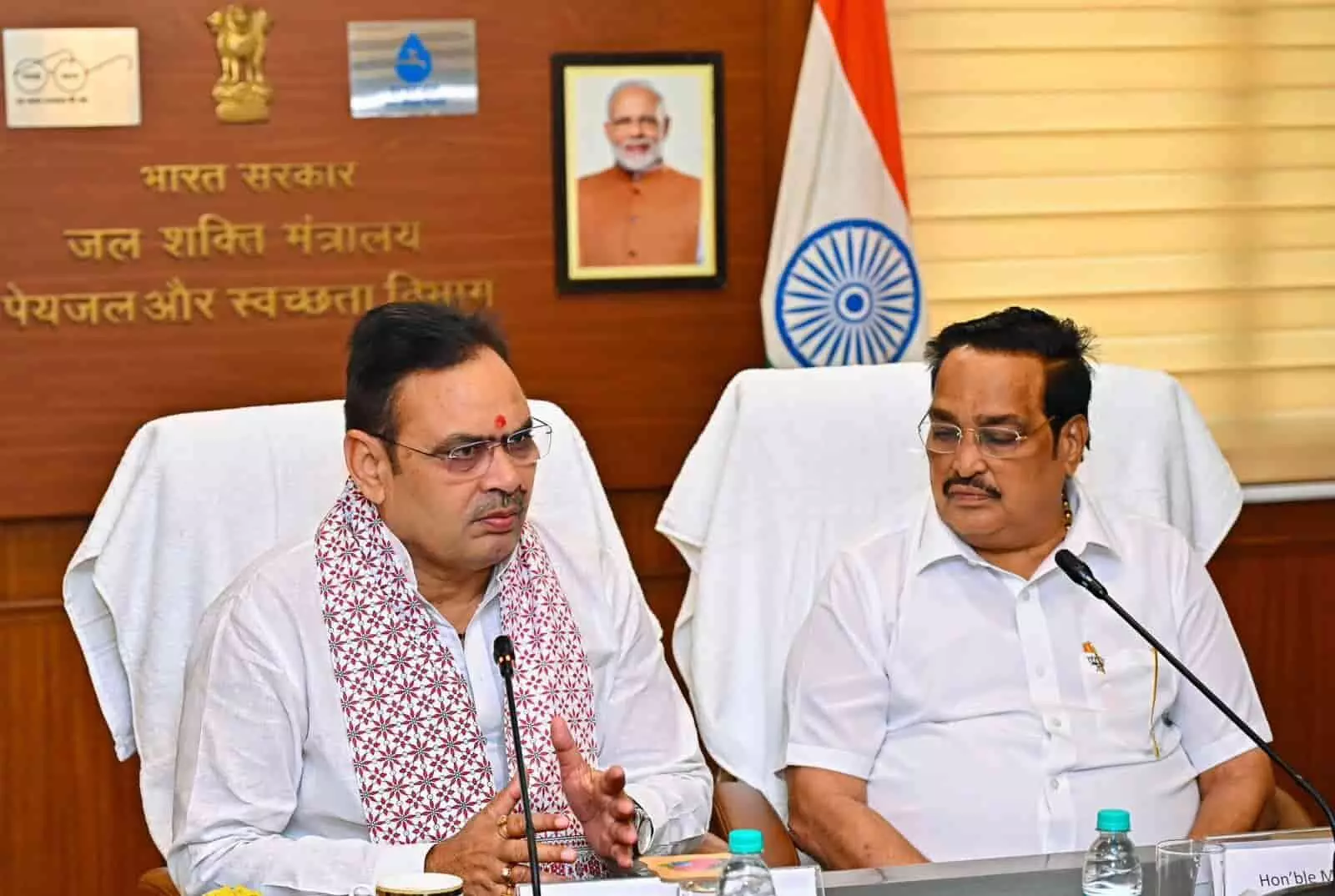 जयपुर में उद्यमी संवाद कार्यक्रम के दौरान मंच पर संबोधित करते मुख्यमंत्री भजनलाल शर्मा। जयपुर में उद्यमी संवाद कार्यक्रम के दौरान मंच पर संबोधित करते मुख्यमंत्री भजनलाल शर्मा।