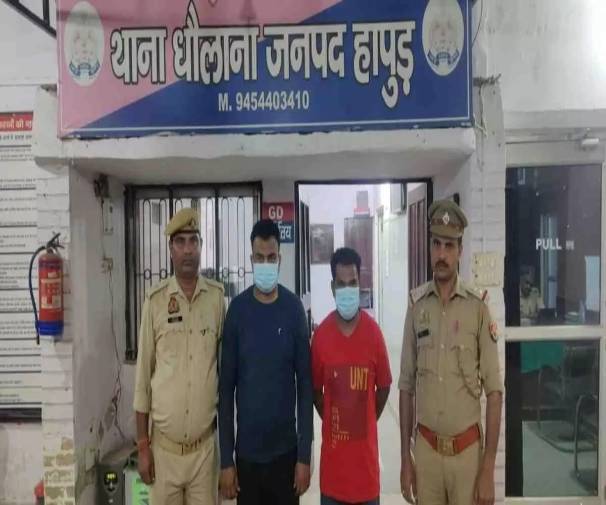यूपी के हापुड़ में देश के गद्दारों पर प्रहार- आईबी ने दबोचे दो जासूस, पाकिस्तान भेज रहे थे दिल्ली के मंदिरों की तस्वीरें।
