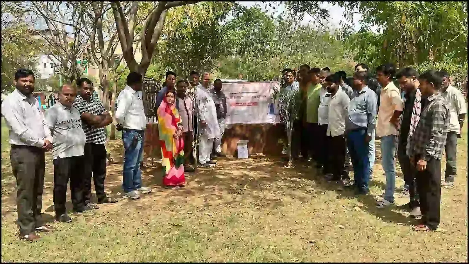 आरडीएफ प्लांट में भारी मात्रा में जब्त सिंगल यूज प्लास्टिक का निस्तारण करते नगर निगम कर्मचारी। आरडीएफ प्लांट में भारी मात्रा में जब्त सिंगल यूज प्लास्टिक का निस्तारण करते नगर निगम कर्मचारी।