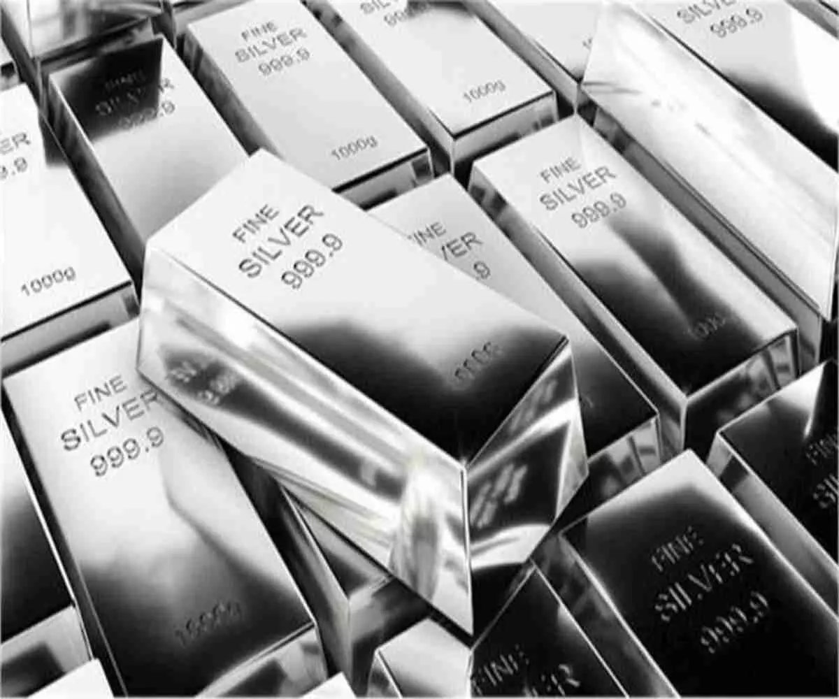 Silver Price Alert- चांदी ने तोड़ा रिकॉर्ड- 1 किलो के दाम में आई इतनी बड़ी गिरावट कि यकीन नहीं होगा! Silver Price Alert- चांदी ने तोड़ा रिकॉर्ड- 1 किलो के दाम में आई इतनी बड़ी गिरावट कि यकीन नहीं होगा!