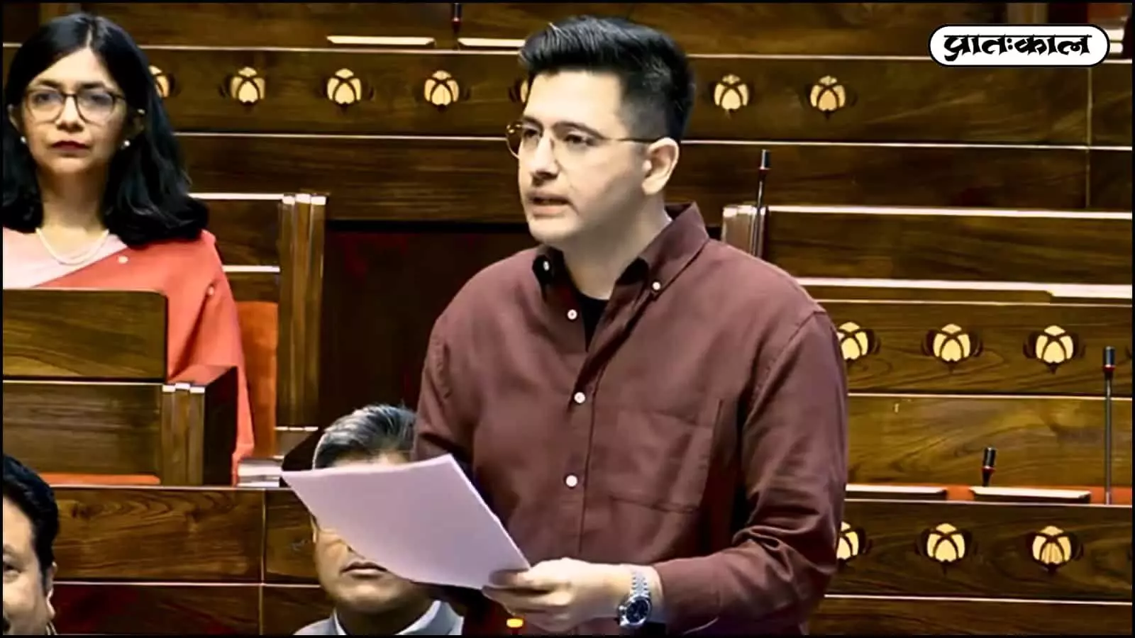 राज्यसभा में राघव चड्ढा ने टेलीकॉम कंपनियों द्वारा डेटा एक्सपायरी नीति का विरोध किया। उन्होंने बचे हुए डेटा को अगले दिन जोड़ने और डेटा रोलओवर की मांग उठाई है। राज्यसभा में राघव चड्ढा ने टेलीकॉम कंपनियों द्वारा डेटा एक्सपायरी नीति का विरोध किया। उन्होंने बचे हुए डेटा को अगले दिन जोड़ने और डेटा रोलओवर की मांग उठाई है।