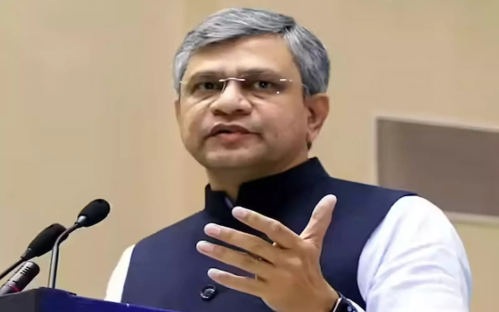 अश्विनी वैष्णव ; रेवाड़ी-जयपुर नई रेल लाइन के फाइनल लोकेशन सर्वे को मिली मंजूरी अश्विनी वैष्णव ; रेवाड़ी-जयपुर नई रेल लाइन के फाइनल लोकेशन सर्वे को मिली मंजूरी