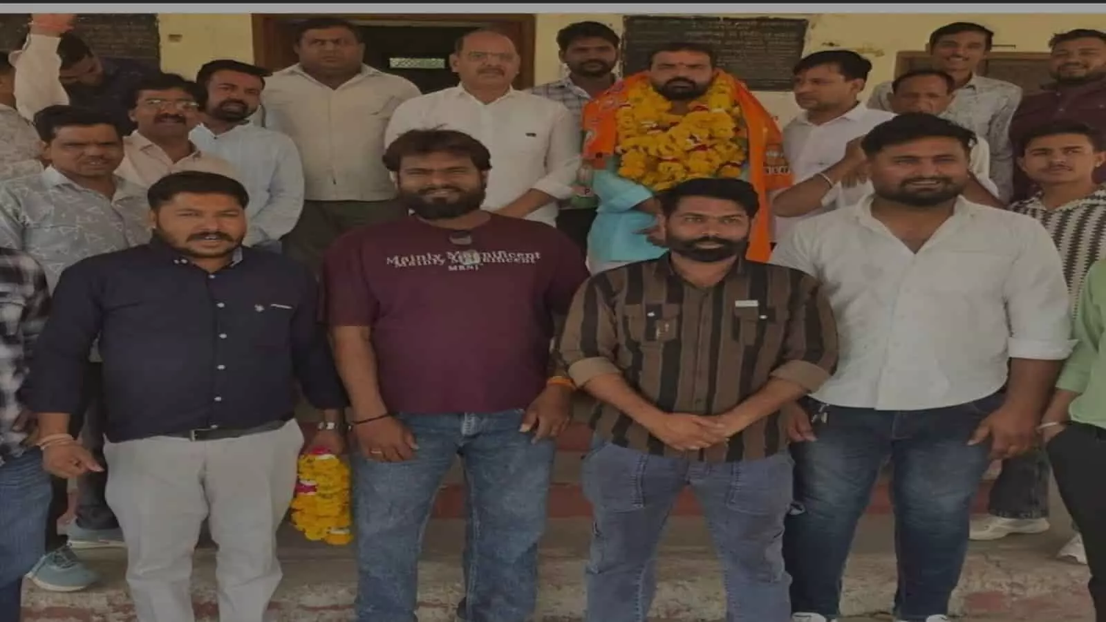 छोटीसादड़ी: पंचायत समिति सभागार में भाजपा के कार्यक्रम पर विवाद, कलेक्टर से शिकायत छोटीसादड़ी: पंचायत समिति सभागार में भाजपा के कार्यक्रम पर विवाद, कलेक्टर से शिकायत