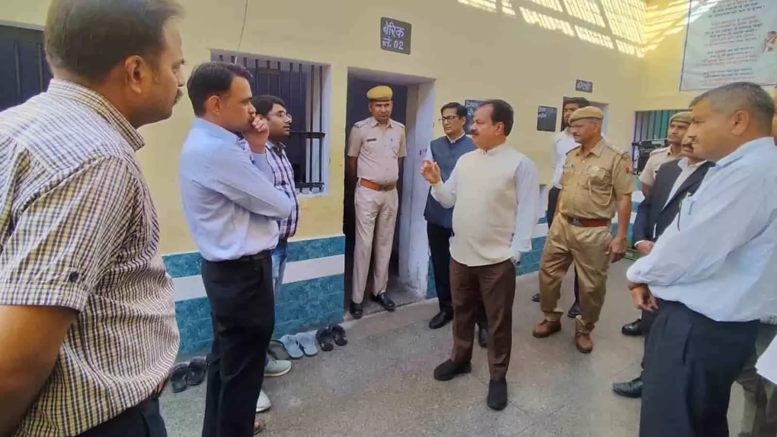 सवाई माधोपुर जिला कारागृह का त्रैमासिक निरीक्षण, भेदभाव की हुई जांच सवाई माधोपुर जिला कारागृह का त्रैमासिक निरीक्षण, भेदभाव की हुई जांच