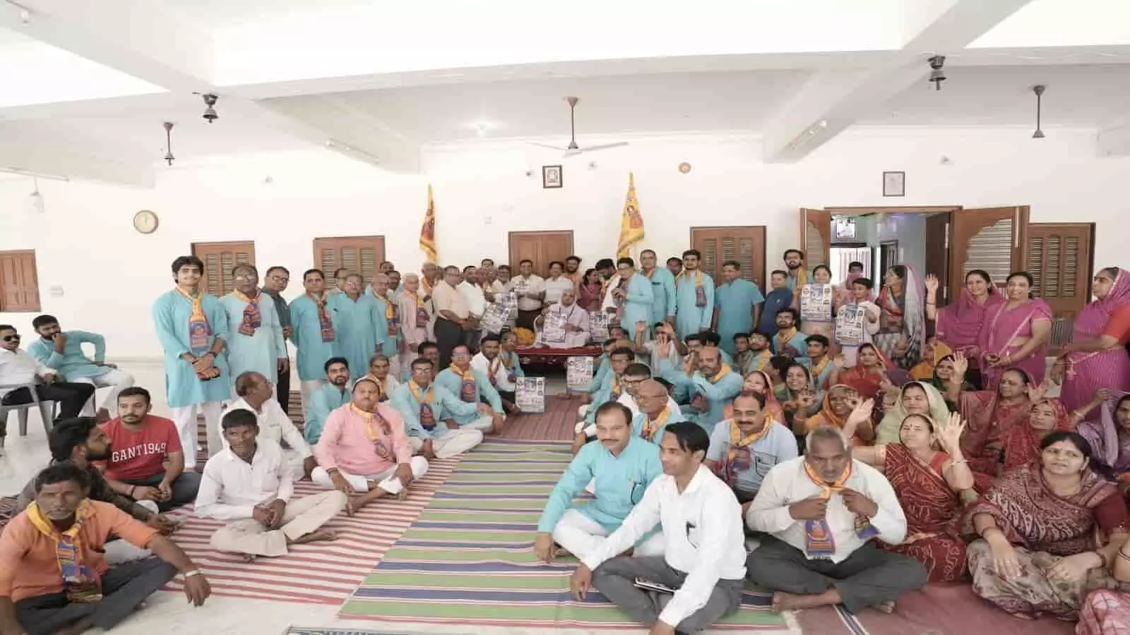चित्तौड़गढ़: संत दिग्विजयराम ने किया श्रीश्याम वंदना महोत्सव का पोस्टर विमोचन