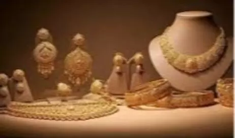 Gold Price Today- आसमान छूती कीमतों के बीच स्थिर हुआ सोना Gold Price Today- आसमान छूती कीमतों के बीच स्थिर हुआ सोना