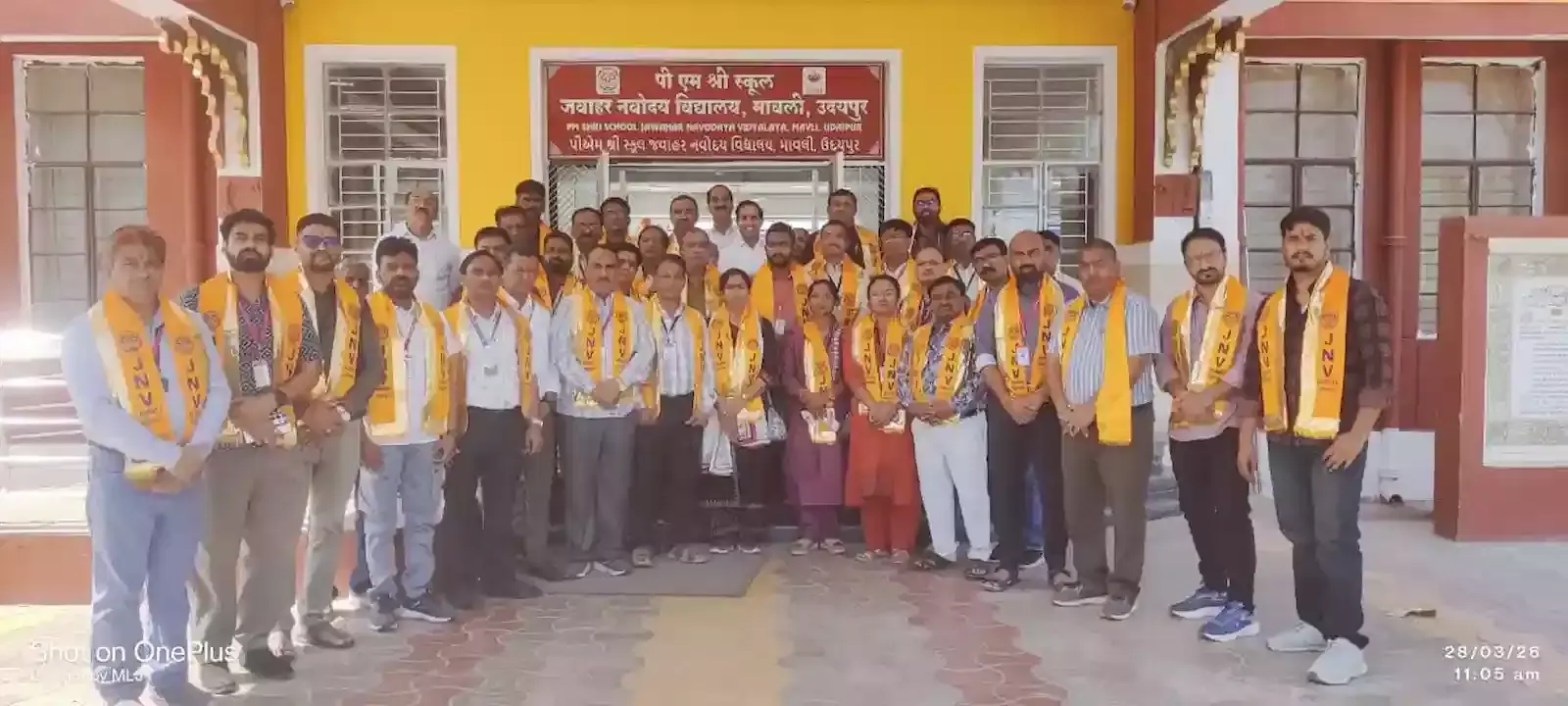 जवाहर नवोदय विद्यालय मावली में साबरकांठा के पीएम श्री स्कूल शिक्षकों का प्रतिनिधिमंडल स्वागत समारोह के दौरान उपस्थित। जवाहर नवोदय विद्यालय मावली में साबरकांठा के पीएम श्री स्कूल शिक्षकों का प्रतिनिधिमंडल स्वागत समारोह के दौरान उपस्थित।