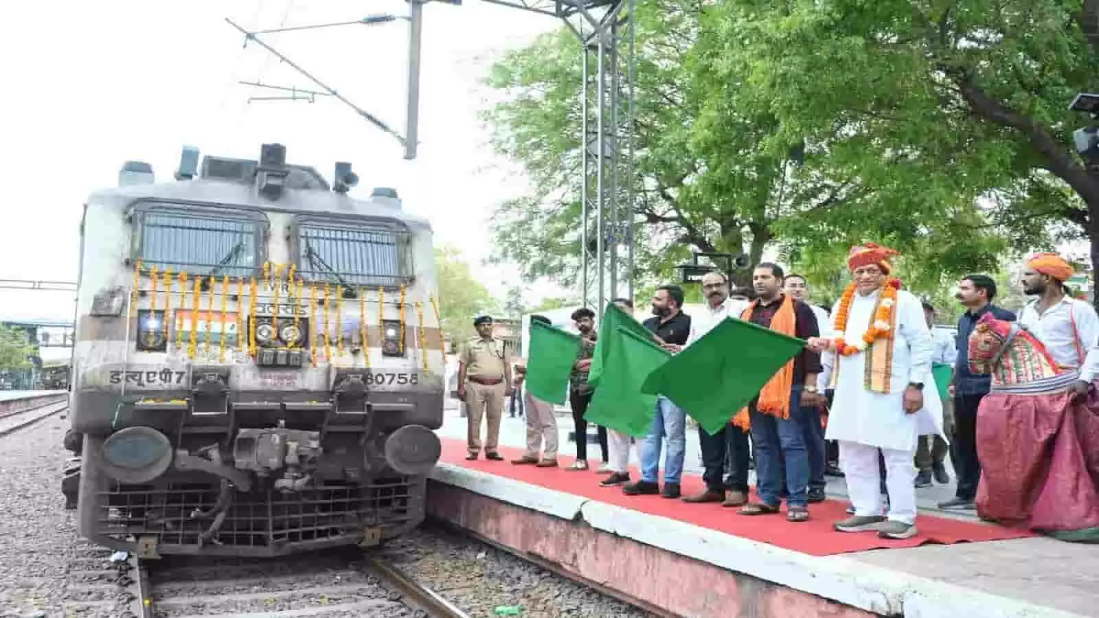 वरिष्ठ नागरिक तीर्थ यात्रा योजना: रामेश्वरम के लिए अंतिम ट्रेन रवाना वरिष्ठ नागरिक तीर्थ यात्रा योजना: रामेश्वरम के लिए अंतिम ट्रेन रवाना