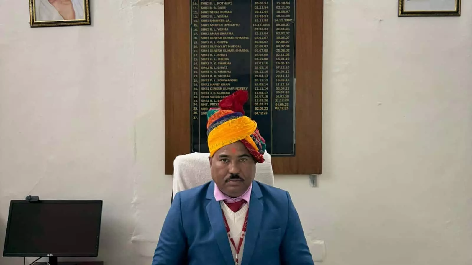 जयपुर डाक मंडल ने बनाया रिकॉर्ड, मार्च में 1 करोड़ से अधिक प्रीमियम अर्जित जयपुर डाक मंडल ने बनाया रिकॉर्ड, मार्च में 1 करोड़ से अधिक प्रीमियम अर्जित