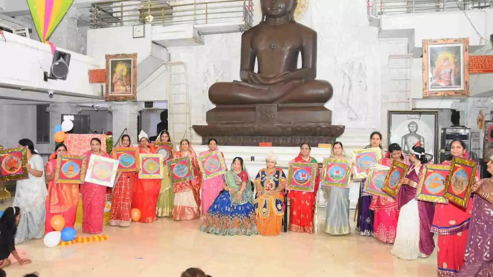 कोटा में भगवान महावीर स्वामी का जन्मकल्याणक महोत्सव श्रद्धा के साथ संपन्न कोटा में भगवान महावीर स्वामी का जन्मकल्याणक महोत्सव श्रद्धा के साथ संपन्न