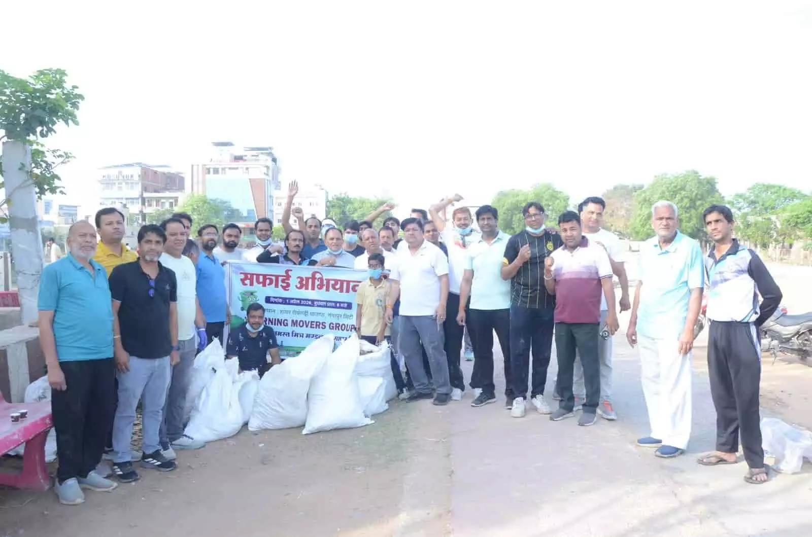 गंगापुर सिटी: मॉर्निंग मूवर्स ग्रुप ने खेल मैदान में चलाया महा स्वच्छता अभियान गंगापुर सिटी: मॉर्निंग मूवर्स ग्रुप ने खेल मैदान में चलाया महा स्वच्छता अभियान