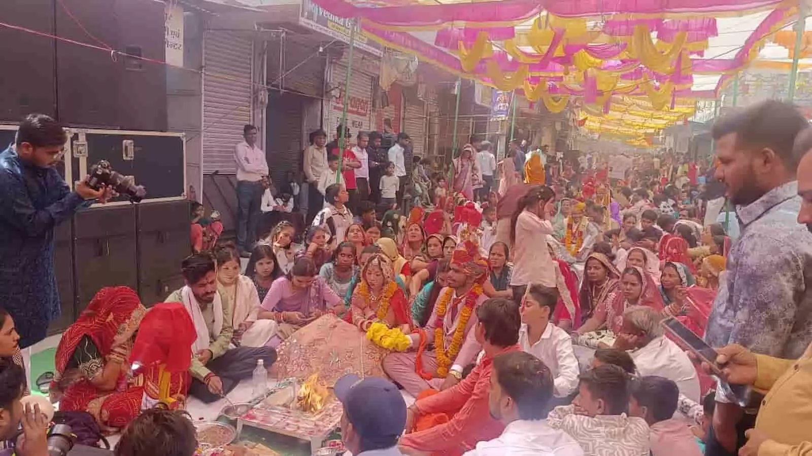 कोटा: मंशापूर्ण हनुमान मंदिर में सामूहिक विवाह संपन्न, 32 जोड़े परिणय सूत्र में बंधे