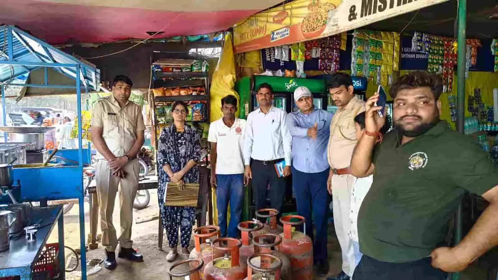 सवाई माधोपुर में एलपीजी आपूर्ति सुचारू, कालाबाजारी पर सख्त कार्रवाई के निर्देश सवाई माधोपुर में एलपीजी आपूर्ति सुचारू, कालाबाजारी पर सख्त कार्रवाई के निर्देश