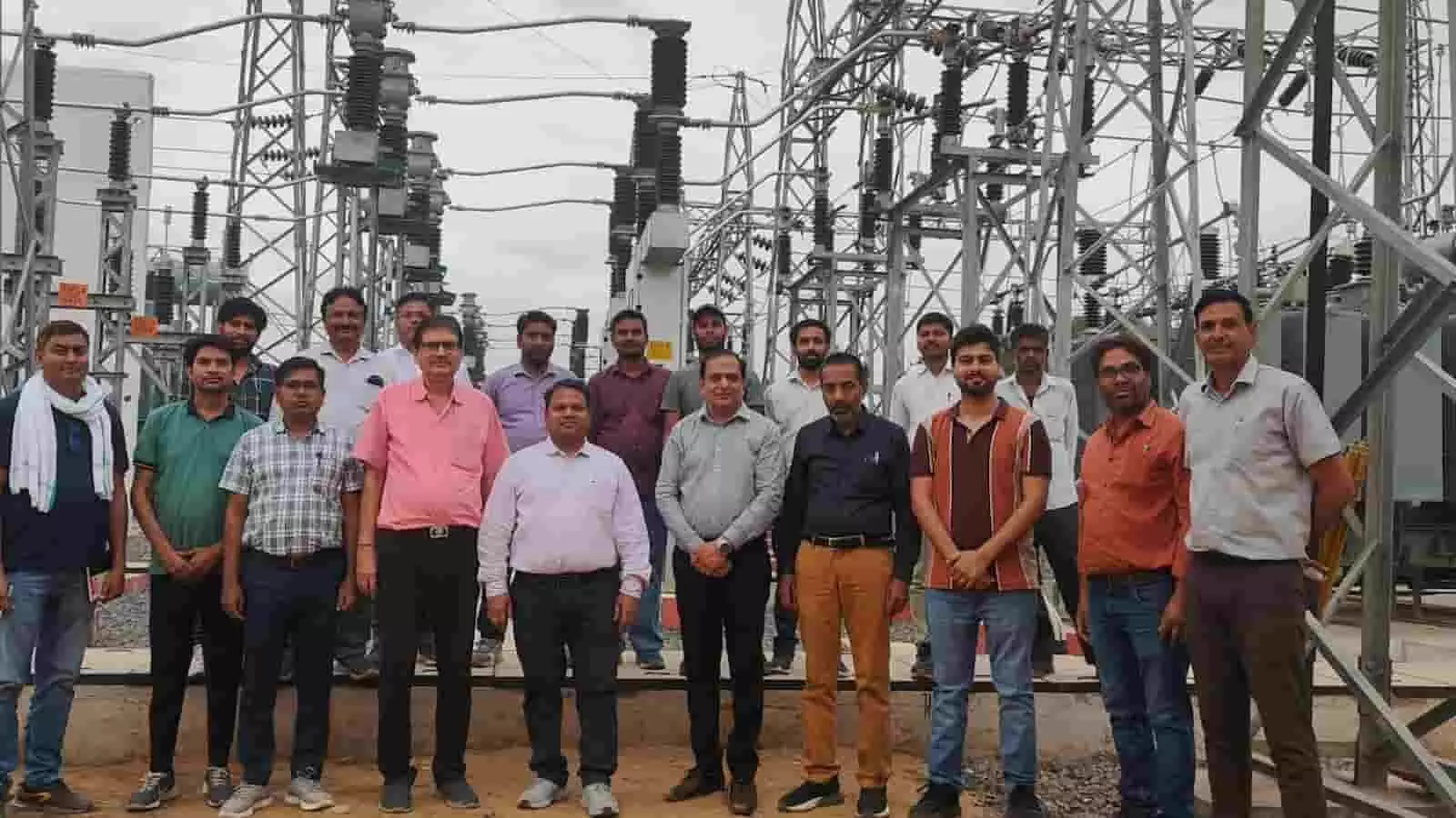 कोटा मंडल में 2×25 केवी विद्युत प्रणाली शुरू, 160 की रफ्तार का रास्ता साफ कोटा मंडल में 2×25 केवी विद्युत प्रणाली शुरू, 160 की रफ्तार का रास्ता साफ