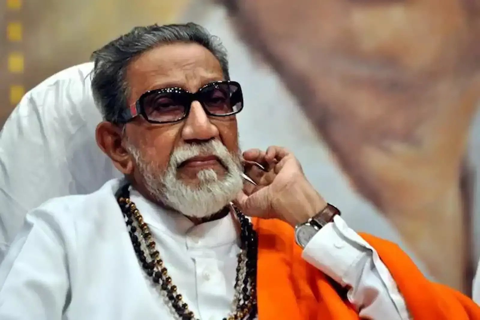 रानी बाग मुंबई में आयोजित चित्रकला स्पर्धा के पुरस्कार वितरण समारोह में उपस्थित छात्र और अधिकारी। रानी बाग मुंबई में आयोजित चित्रकला स्पर्धा के पुरस्कार वितरण समारोह में उपस्थित छात्र और अधिकारी।