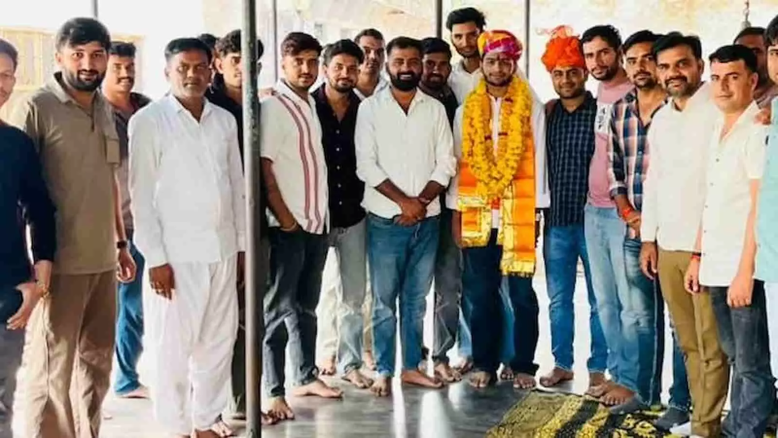 साइबर पुलिस में चयनित संपत जाट का चित्तौड़गढ़ के आजोलियाँ का खेड़ा में भव्य स्वागत साइबर पुलिस में चयनित संपत जाट का चित्तौड़गढ़ के आजोलियाँ का खेड़ा में भव्य स्वागत