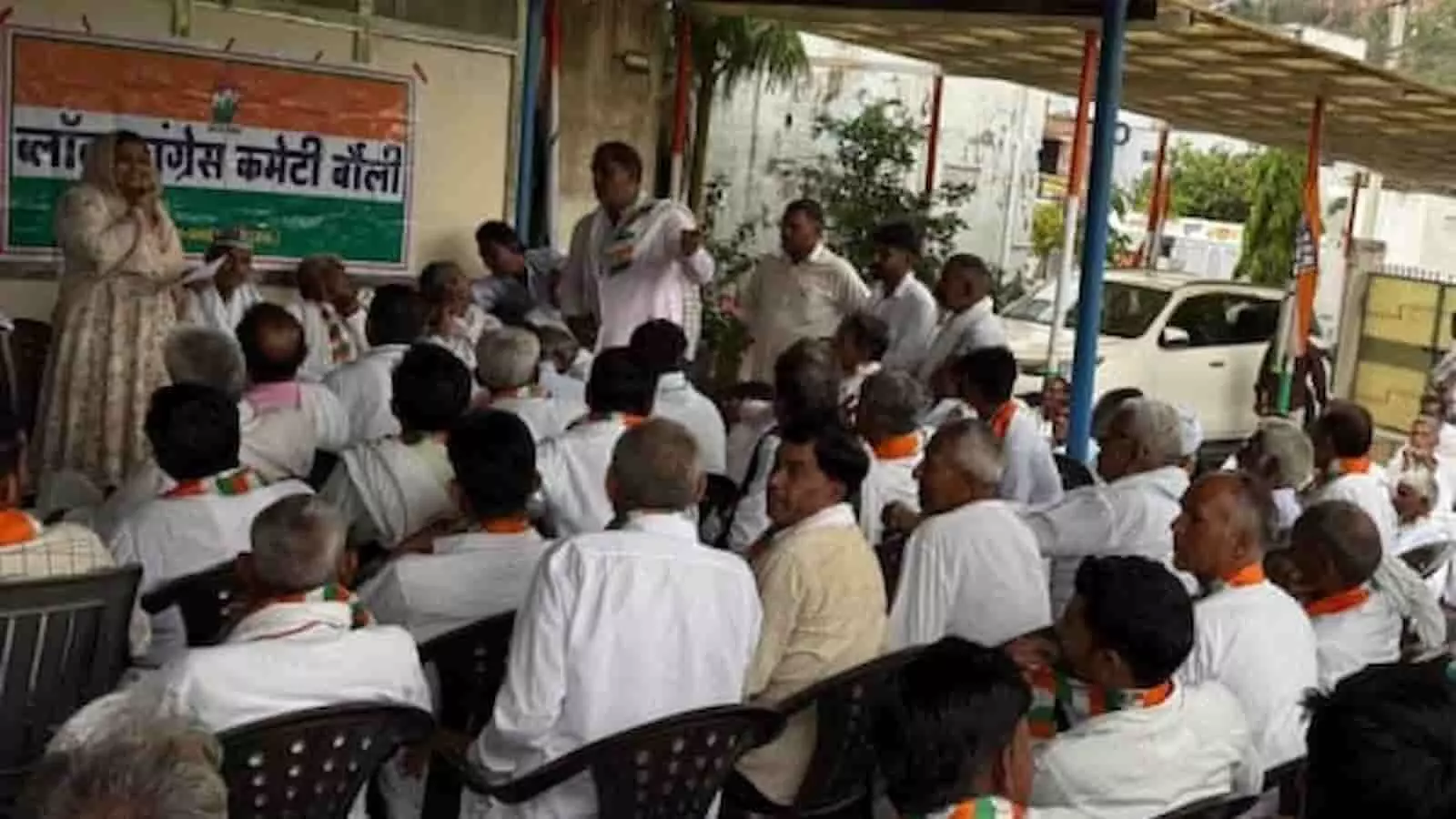 इंदिरा मीणा की अध्यक्षता में बौंली में कांग्रेस की संगठन बढ़ाओ बैठक इंदिरा मीणा की अध्यक्षता में बौंली में कांग्रेस की संगठन बढ़ाओ बैठक