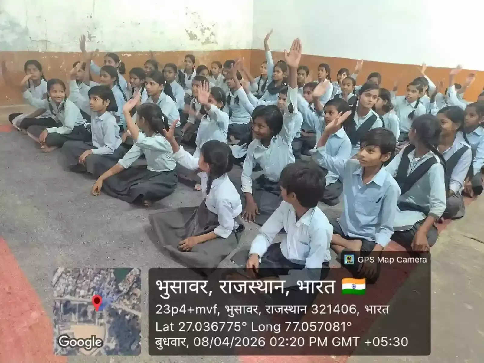 भुसावर के विद्यालय में स्काउट गाइड गतिविधियों का निरीक्षण करते हुए शिक्षा विभाग के अधिकारी और स्थानीय संघ के सदस्य। भुसावर के विद्यालय में स्काउट गाइड गतिविधियों का निरीक्षण करते हुए शिक्षा विभाग के अधिकारी और स्थानीय संघ के सदस्य।