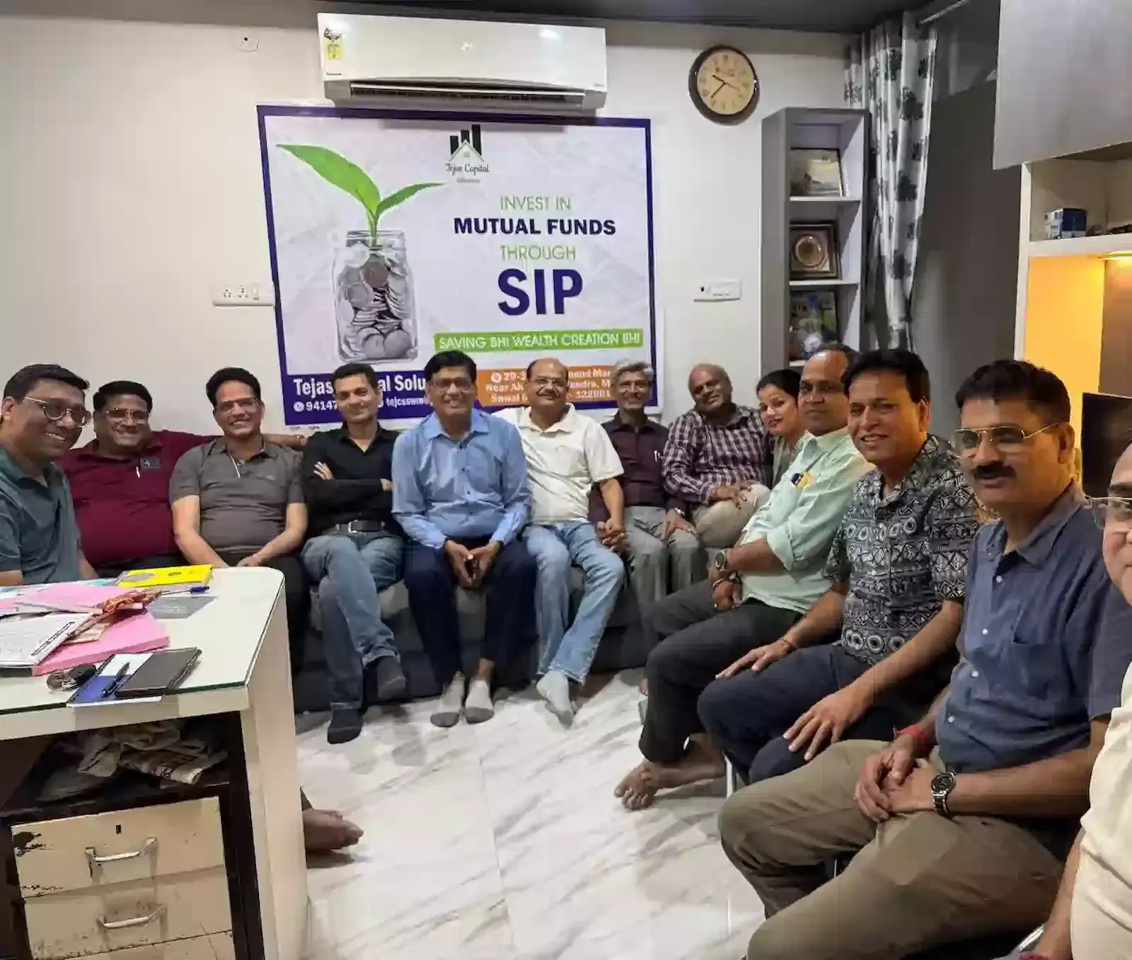 सवाई माधोपुर में भारत विकास परिषद के पदाधिकारी बैठक के दौरान आगामी क्षेत्रीय कार्यशाला की कार्ययोजना तैयार करते हुए। सवाई माधोपुर में भारत विकास परिषद के पदाधिकारी बैठक के दौरान आगामी क्षेत्रीय कार्यशाला की कार्ययोजना तैयार करते हुए।