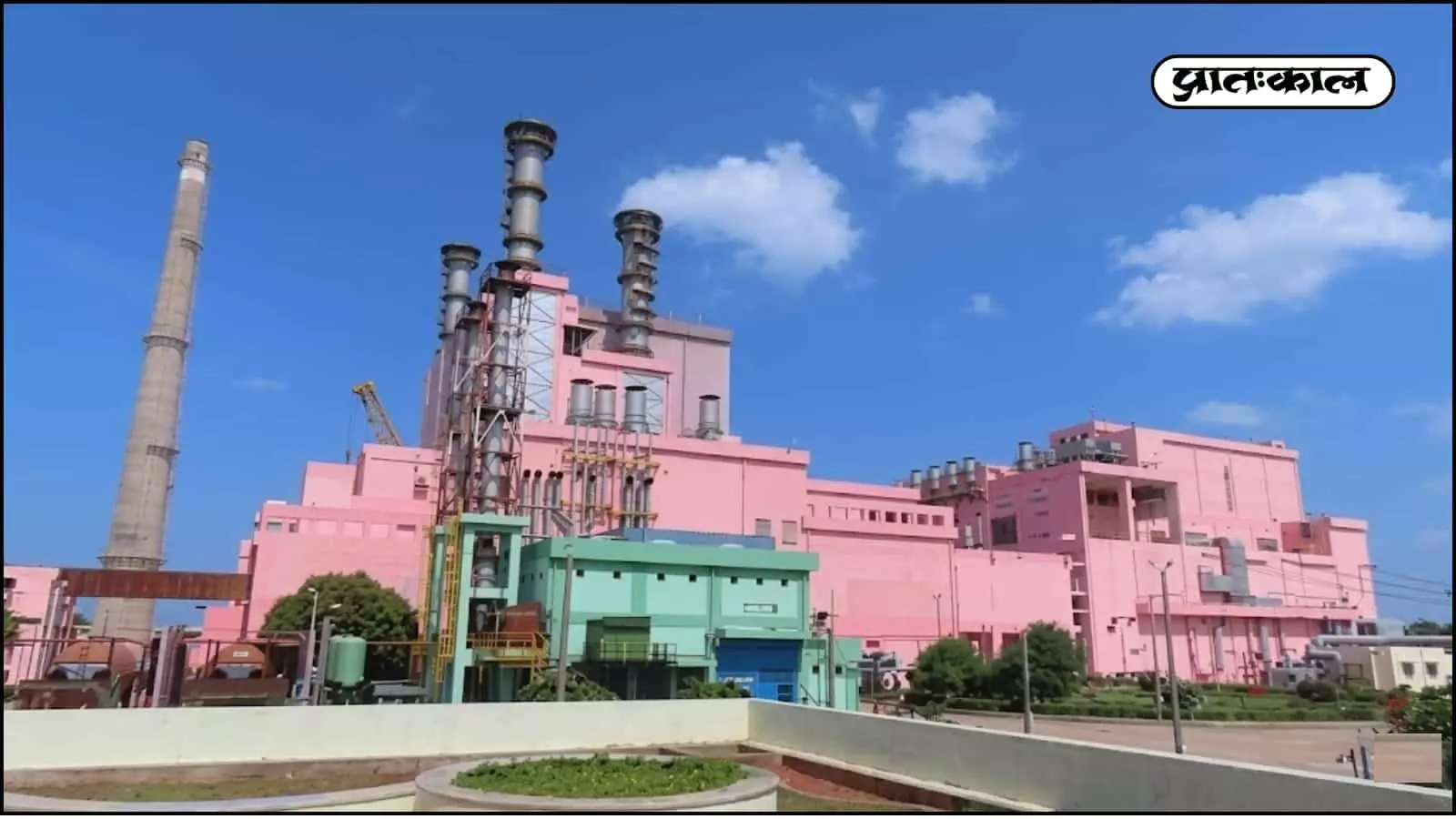 तमिलनाडु के कल्पक्कम में स्थित स्वदेशी प्रोटोटाइप फास्ट ब्रीडर रिएक्टर का बाहरी दृश्य; यहाँ सफलतापूर्वक नियंत्रित परमाणु श्रृंखला प्रतिक्रिया शुरू की गई है।