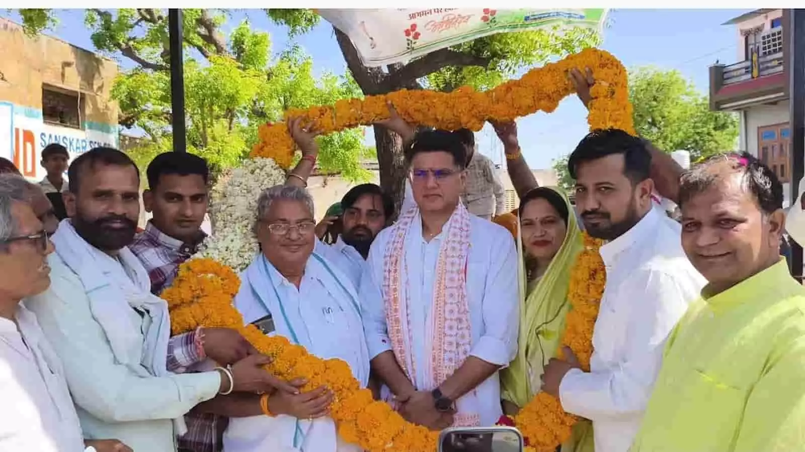 गंगापुर सिटी: वंदना मीणा के नेतृत्व में सचिन पायलट का भव्य स्वागत गंगापुर सिटी: वंदना मीणा के नेतृत्व में सचिन पायलट का भव्य स्वागत