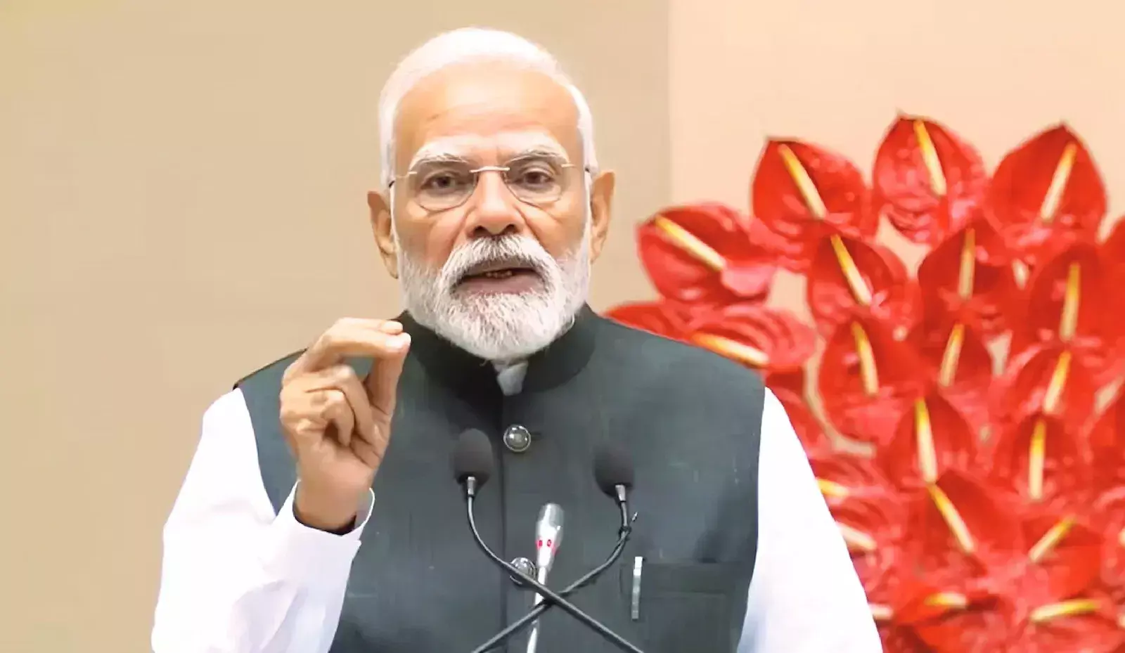 जयपुर के राजस्थान इंटरनेशनल सेंटर में माय भारत बजट क्वेस्ट कार्यक्रम के दौरान उपस्थित युवा और मंचासीन अतिथि। जयपुर के राजस्थान इंटरनेशनल सेंटर में माय भारत बजट क्वेस्ट कार्यक्रम के दौरान उपस्थित युवा और मंचासीन अतिथि।