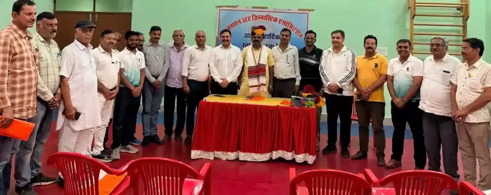 जोधपुर के चेनपुरा स्टेडियम में राज्य जिम्नास्टिक संघ की साधारण सभा की बैठक में शामिल होते पदाधिकारी। जोधपुर के चेनपुरा स्टेडियम में राज्य जिम्नास्टिक संघ की साधारण सभा की बैठक में शामिल होते पदाधिकारी।