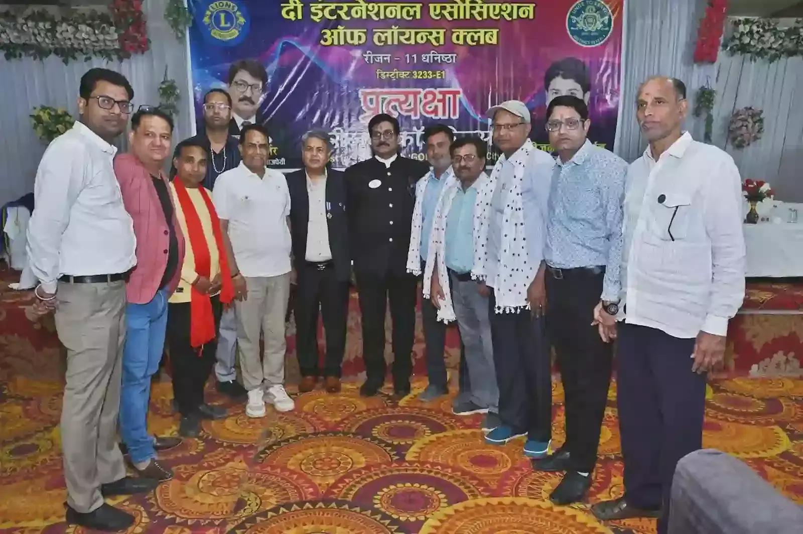 गंगापुर सिटी में लायंस क्लब प्रत्यक्षा 2026 कार्यक्रम के दौरान अतिथियों द्वारा पत्रकारों को सम्मानित करते हुए दृश्य। गंगापुर सिटी में लायंस क्लब प्रत्यक्षा 2026 कार्यक्रम के दौरान अतिथियों द्वारा पत्रकारों को सम्मानित करते हुए दृश्य।
