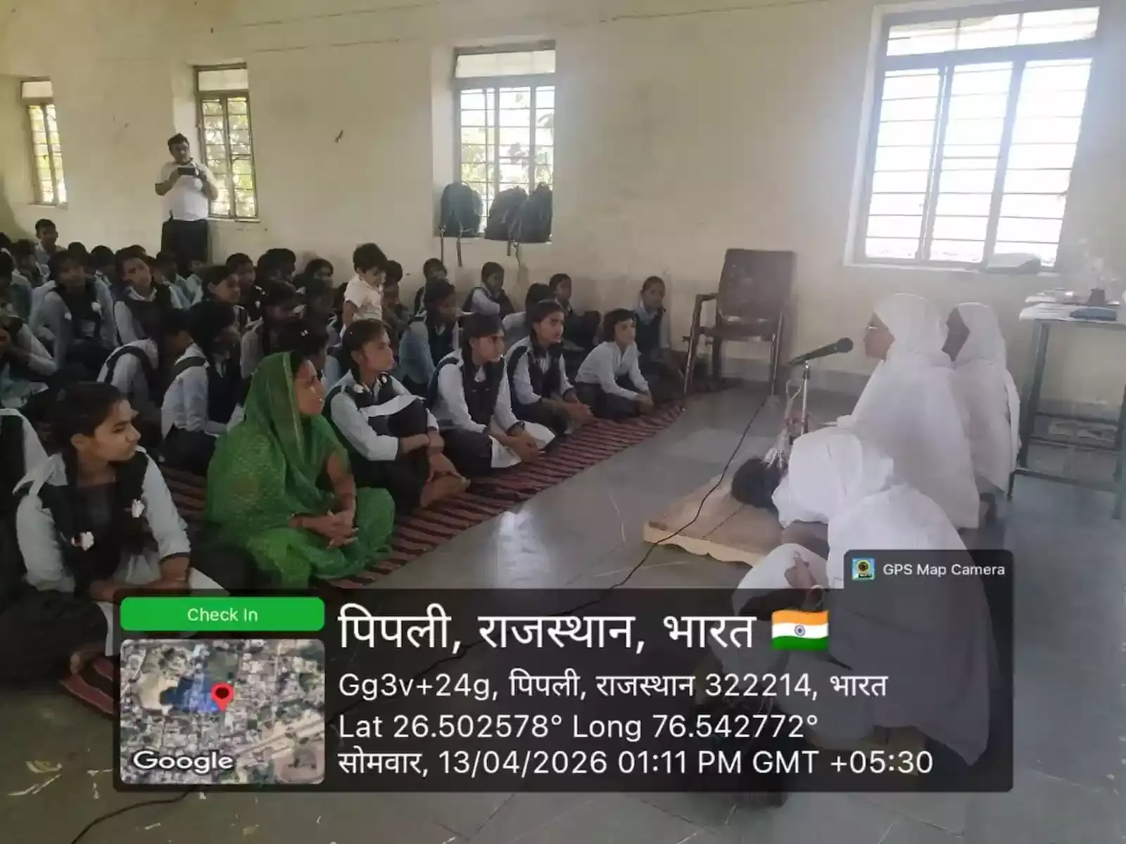 कोयला के राजकीय विद्यालय में दीप प्रज्वलन के साथ ऋषभ पखवाड़ा मनाते शिक्षक और आर्यिका माताजी। कोयला के राजकीय विद्यालय में दीप प्रज्वलन के साथ ऋषभ पखवाड़ा मनाते शिक्षक और आर्यिका माताजी।