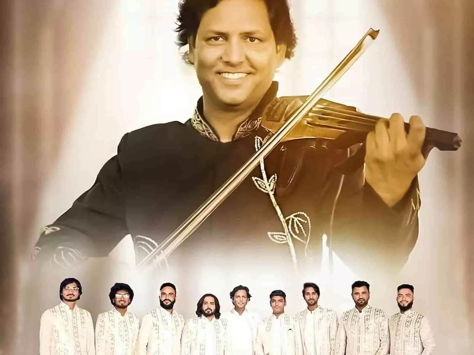 पारंपरिक वेशभूषा में वाद्ययंत्रों के साथ माउंट आबू ग्रीष्म महोत्सव के कलाकार पोस्टर में नजर आ रहे हैं। पारंपरिक वेशभूषा में वाद्ययंत्रों के साथ माउंट आबू ग्रीष्म महोत्सव के कलाकार पोस्टर में नजर आ रहे हैं।