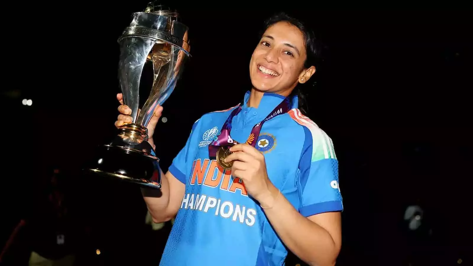 कौन हैं Smriti Mandhana? भारतीय महिला क्रिकेट की ‘स्टार ओपनर’ जिसने दुनिया में लहराया भारत का परचम कौन हैं Smriti Mandhana? भारतीय महिला क्रिकेट की ‘स्टार ओपनर’ जिसने दुनिया में लहराया भारत का परचम