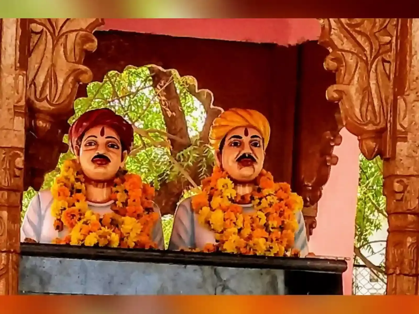 माधोपुर के शहीद रूपा जी कृपा जी खेल मैदान का दृश्य जहां भव्य क्रिकेट प्रतियोगिता का आयोजन किया जाना है। माधोपुर के शहीद रूपा जी कृपा जी खेल मैदान का दृश्य जहां भव्य क्रिकेट प्रतियोगिता का आयोजन किया जाना है।