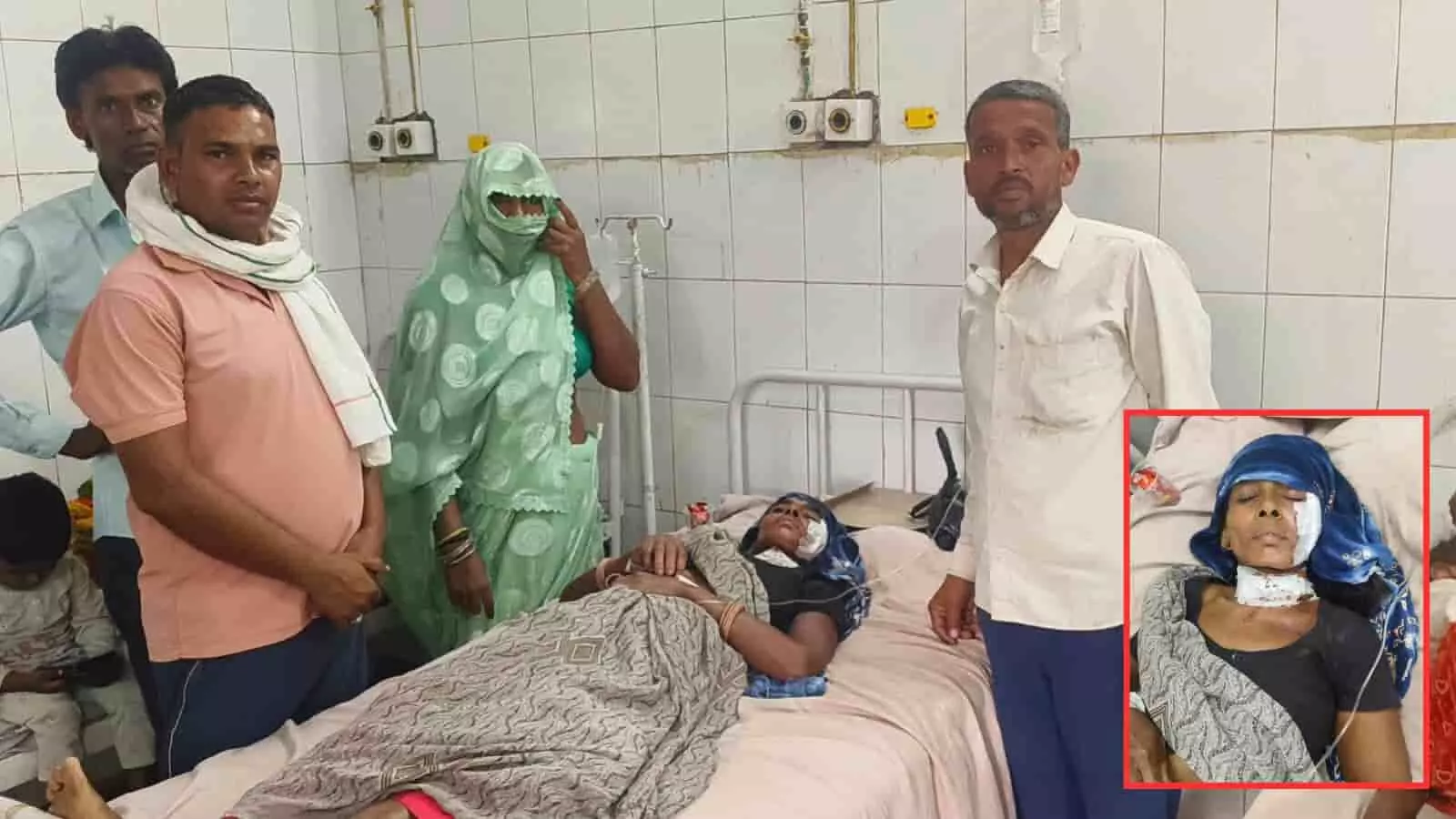 बयाना के अस्पताल के बेड पर घायल महिला और उसके पास खड़े परिजन इलाज के दौरान। बयाना के अस्पताल के बेड पर घायल महिला और उसके पास खड़े परिजन इलाज के दौरान।