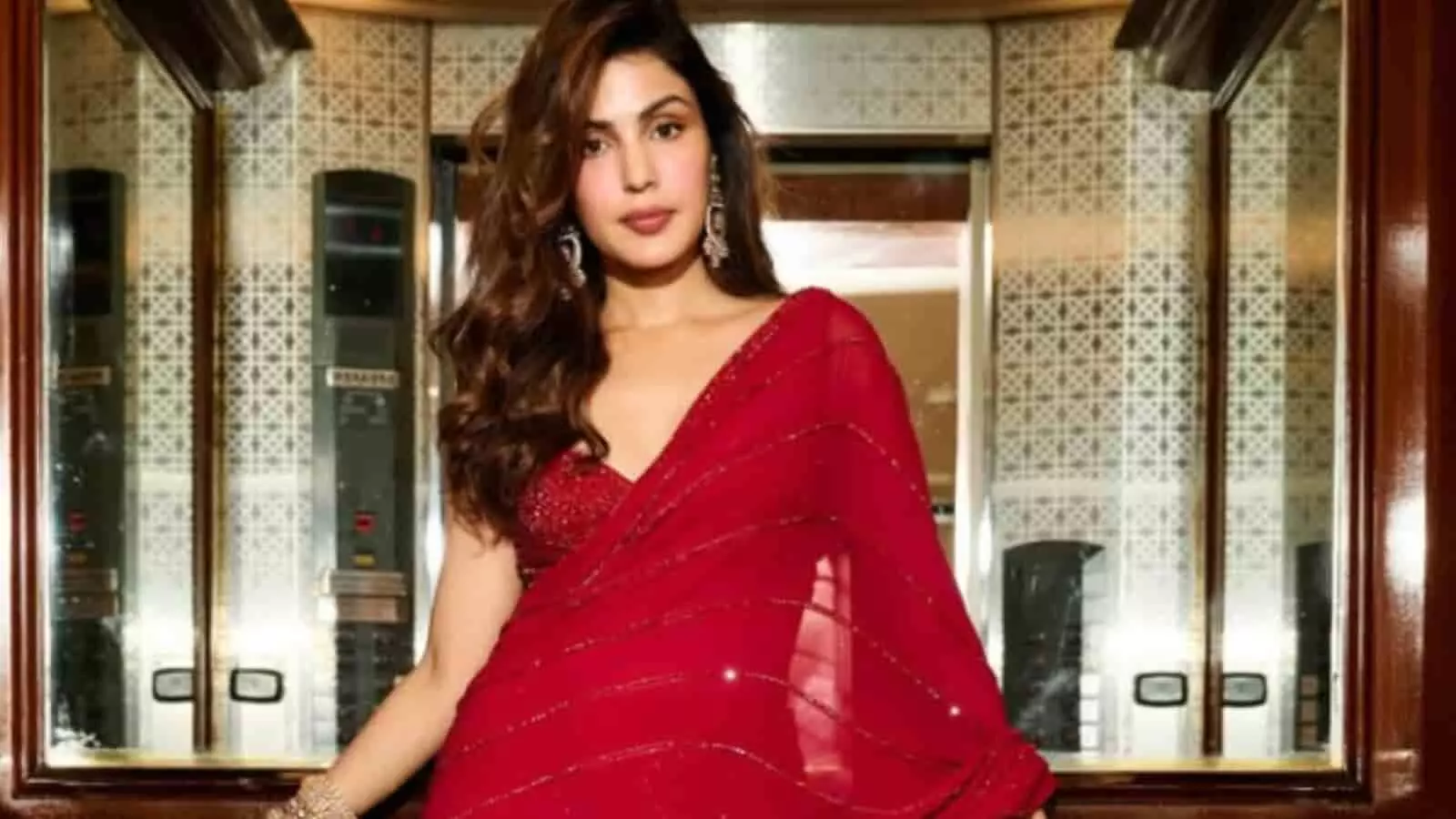 अभिनेत्री रिया चक्रवर्ती ने इंटरनेट के शोर से बचने के लिए सोशल मीडिया से ब्रेक लिया है। अभिनेत्री रिया चक्रवर्ती ने इंटरनेट के शोर से बचने के लिए सोशल मीडिया से ब्रेक लिया है।