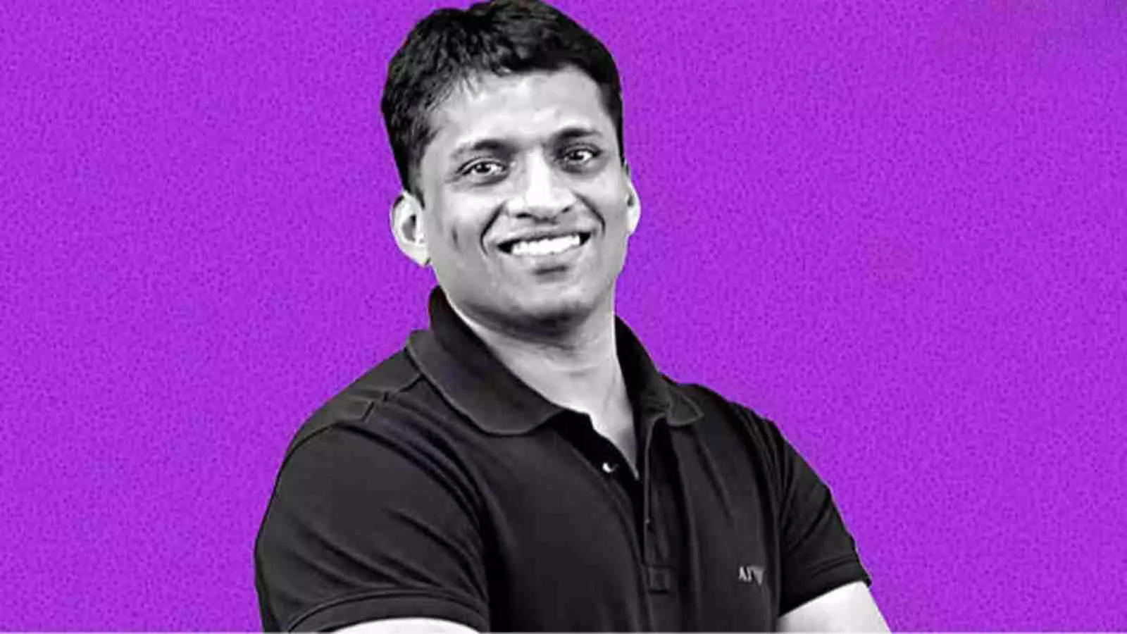 बैंगनी पृष्ठभूमि के सामने काले रंग की टी-शर्ट पहने मुस्कुराते हुए एडटेक स्टार्टअप बायजू के संस्थापक बायजू रवींद्रन। बैंगनी पृष्ठभूमि के सामने काले रंग की टी-शर्ट पहने मुस्कुराते हुए एडटेक स्टार्टअप बायजू के संस्थापक बायजू रवींद्रन।
