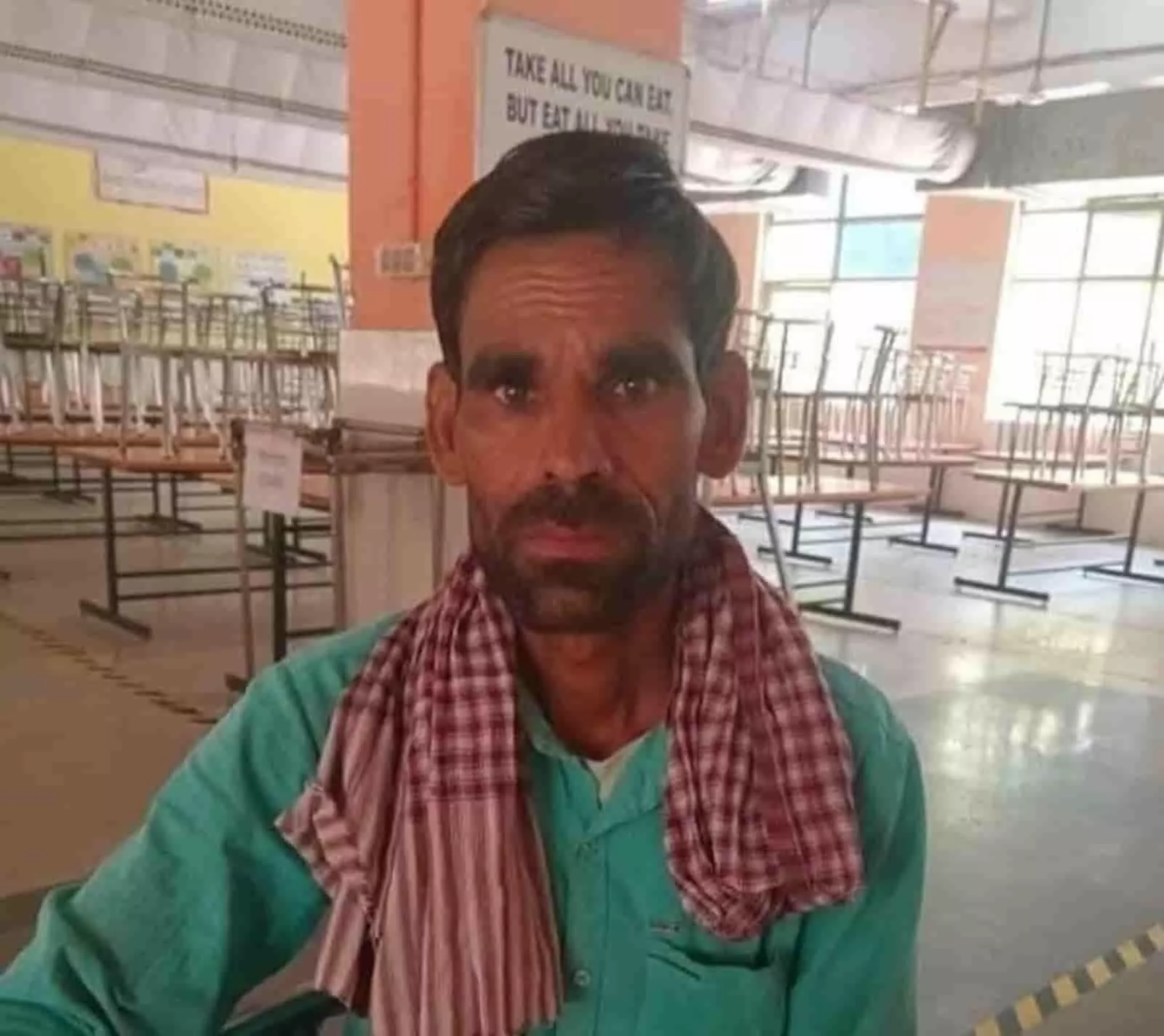 ग्राम गढ़िया हरवै में मृतक प्रेम सिंह, पुलिस आत्महत्या मामले की जांच कर रही है। ग्राम गढ़िया हरवै में मृतक प्रेम सिंह, पुलिस आत्महत्या मामले की जांच कर रही है।