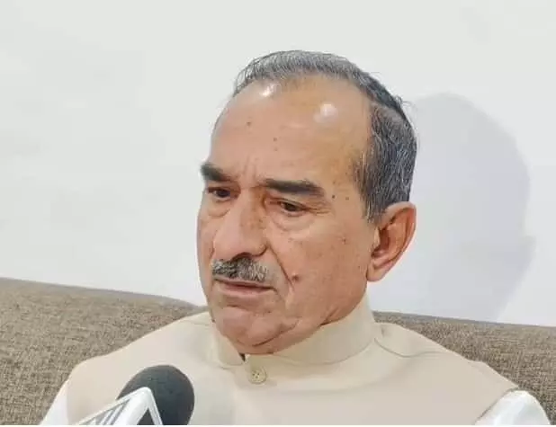 जयपुर में प्रेस वार्ता के दौरान वक्तव्य देते भाजपा प्रदेश अध्यक्ष मदन राठौड़ केंद्र सरकार की उपलब्धियों की जानकारी देते हुए जयपुर में प्रेस वार्ता के दौरान वक्तव्य देते भाजपा प्रदेश अध्यक्ष मदन राठौड़ केंद्र सरकार की उपलब्धियों की जानकारी देते हुए