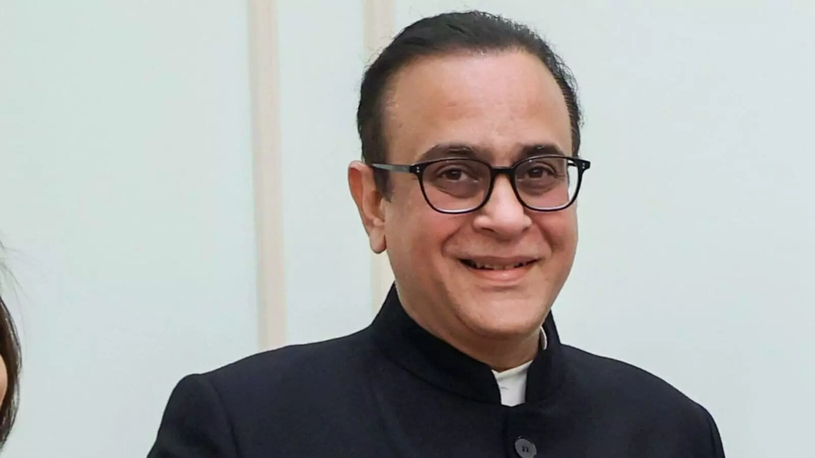 तस्वीर में उद्योगपति निखिल नंदा हैं जिन्होंने अपने दादा राज कपूर की अंतरराष्ट्रीय ख्याति पर चर्चा की। तस्वीर में उद्योगपति निखिल नंदा हैं जिन्होंने अपने दादा राज कपूर की अंतरराष्ट्रीय ख्याति पर चर्चा की।