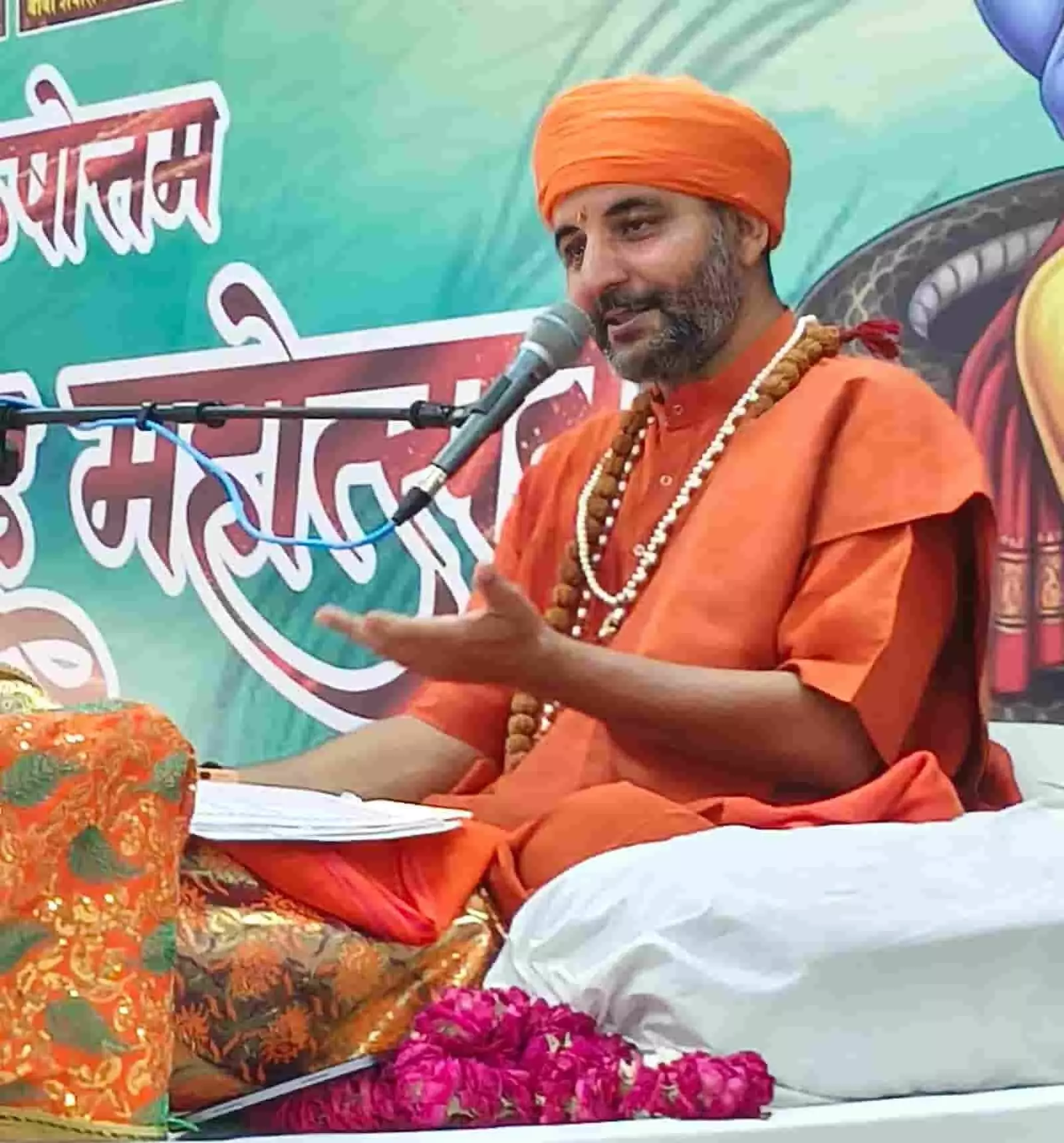 तस्वीर में हरिशेवा उदासीन आश्रम भीलवाड़ा में श्रीशिव महापुराण कथा के दौरान श्रद्धालु और संत उपस्थित हैं तस्वीर में हरिशेवा उदासीन आश्रम भीलवाड़ा में श्रीशिव महापुराण कथा के दौरान श्रद्धालु और संत उपस्थित हैं