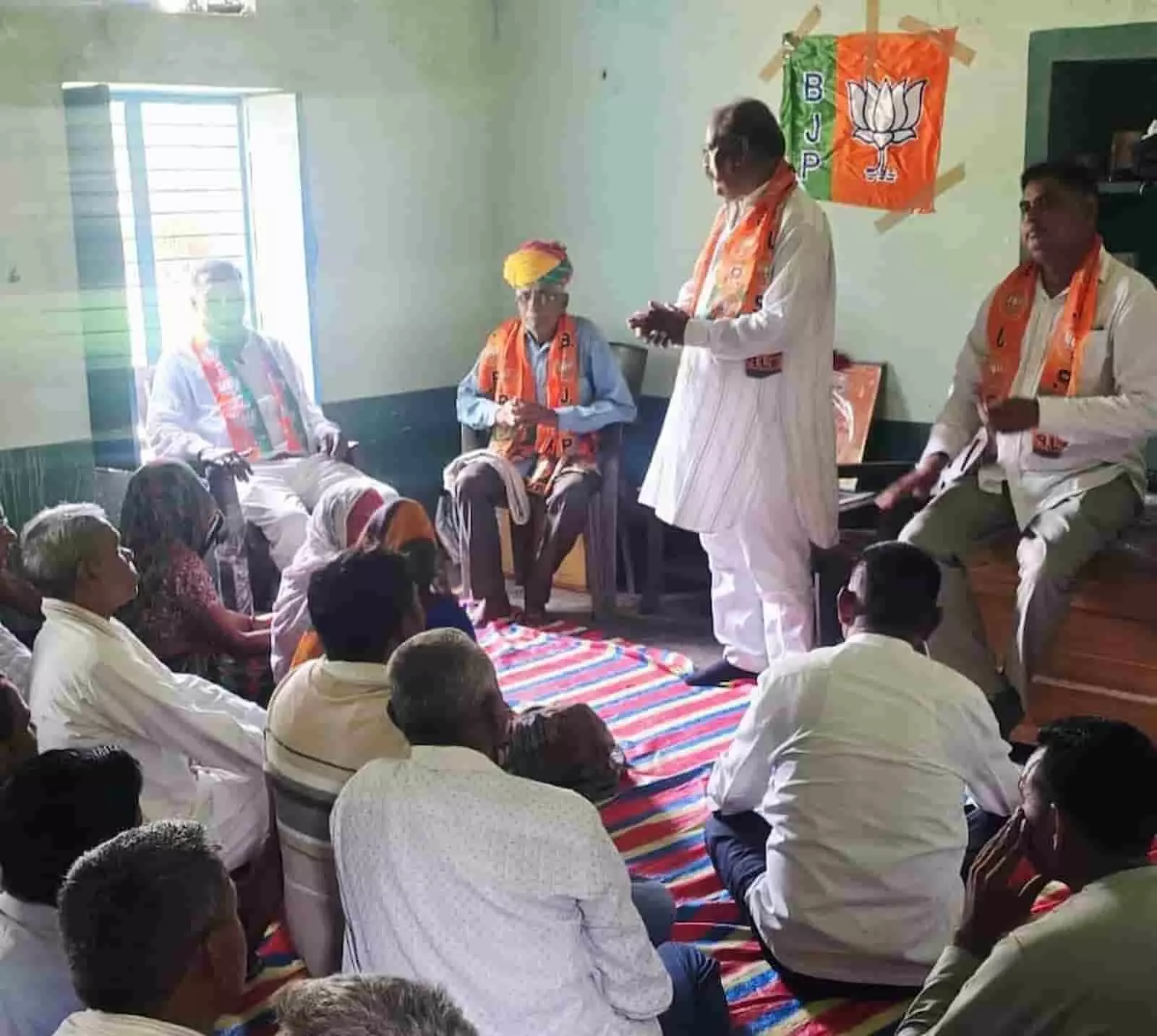 ऋषभदेव ग्रामीण मंडल: प्रबुद्ध जन सम्मेलन में भाजपा का शक्ति प्रदर्शन, वरिष्ठ कार्यकर्ताओं का सम्मान