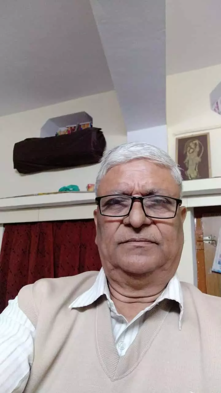 सुरेश चन्द गुप्ता जो अग्रवाल समाज के वरिष्ठ प्रदेश उपाध्यक्ष बने हैं गंगापुर सिटी में। सुरेश चन्द गुप्ता जो अग्रवाल समाज के वरिष्ठ प्रदेश उपाध्यक्ष बने हैं गंगापुर सिटी में।