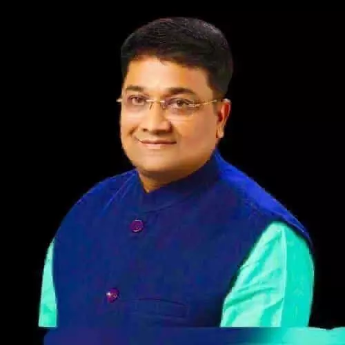 भाजपा प्रदेश उपाध्यक्ष छगन माहुर राजस्थान में अंतरराष्ट्रीय योग दिवस अभियान की जानकारी दे रहे हैं। भाजपा प्रदेश उपाध्यक्ष छगन माहुर राजस्थान में अंतरराष्ट्रीय योग दिवस अभियान की जानकारी दे रहे हैं।
