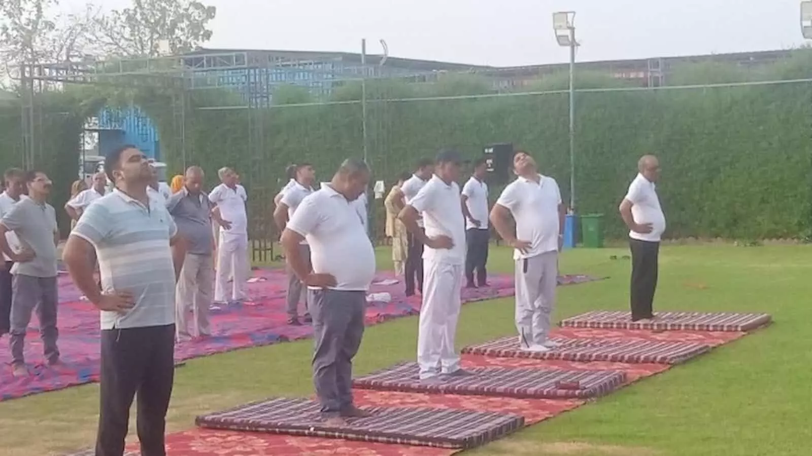 रायपुर में अंतरराष्ट्रीय योग दिवस पर ब्लॉक स्तरीय योगाभ्यास कार्यक्रम आयोजित