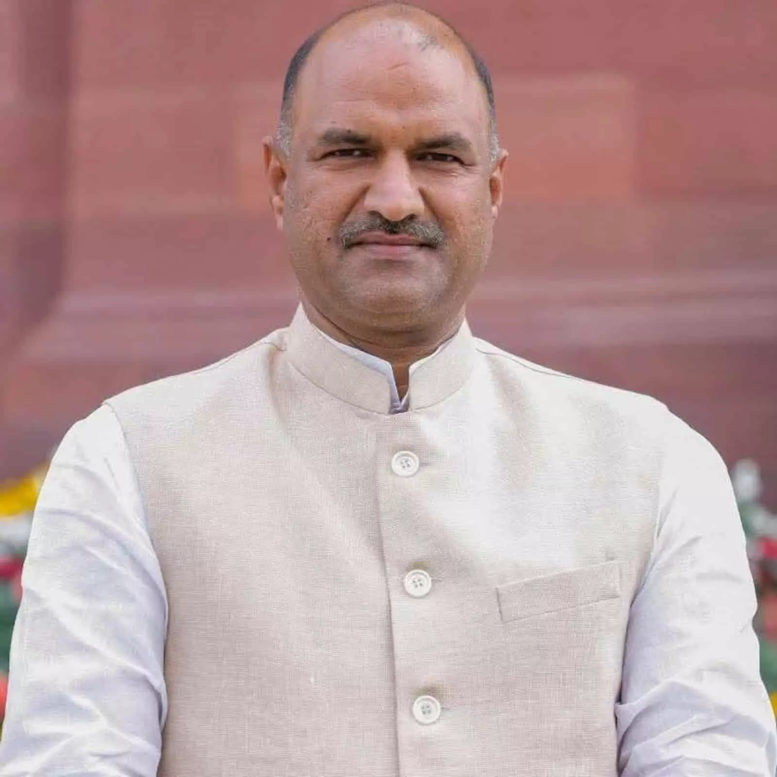 चित्तौड़गढ़ लोकसभा क्षेत्र के सांसद सी.पी. जोशी संसद भवन परिसर नई दिल्ली में विकास कार्यों की घोषणा के दौरान। चित्तौड़गढ़ लोकसभा क्षेत्र के सांसद सी.पी. जोशी संसद भवन परिसर नई दिल्ली में विकास कार्यों की घोषणा के दौरान।